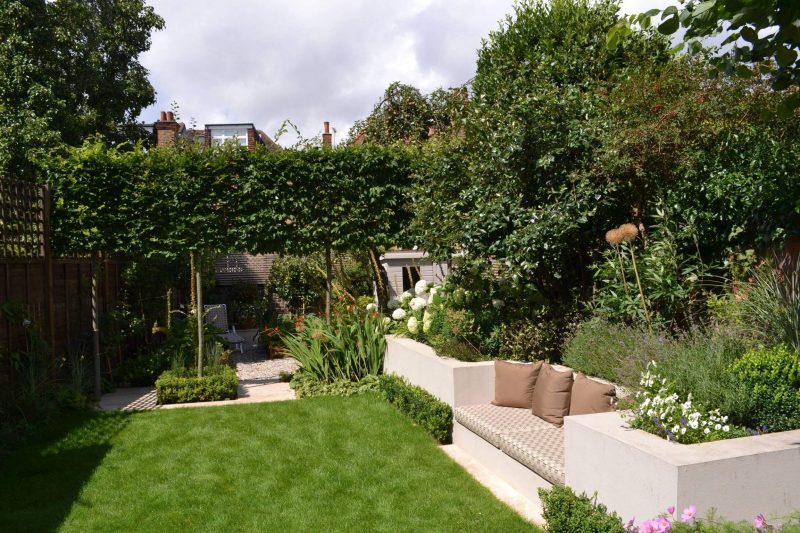 A Relaxing & Calming Garden with Raised Vegatable Beds