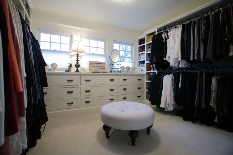 A closet large mirror