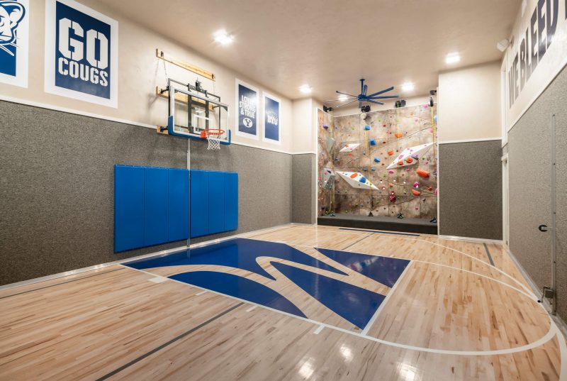 B Ball and Wall