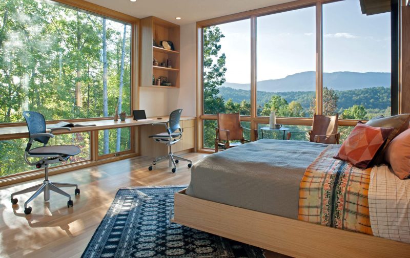 Home Offices With Wonderful Views (14)