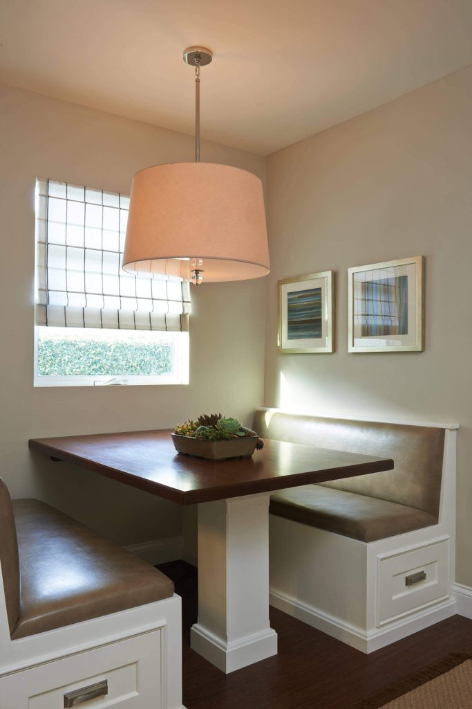 Minimalist breakfast nook in Los Angeles