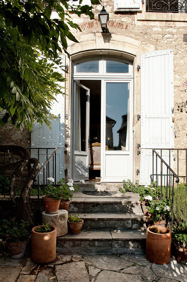 Wonderful colors for front door