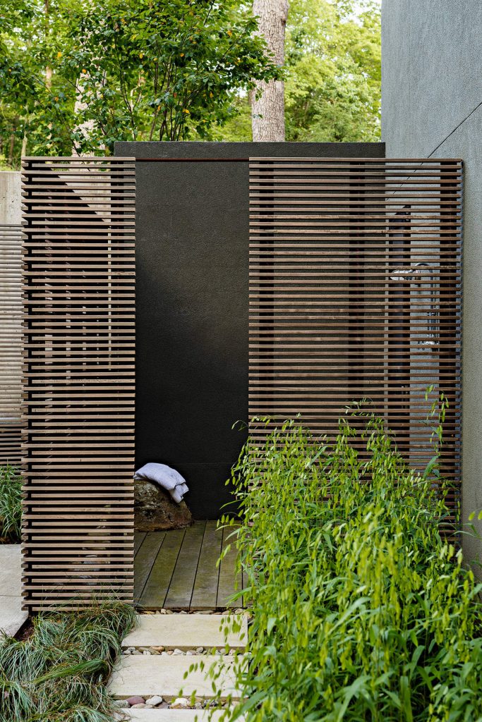 Outdoor shower in Washington
