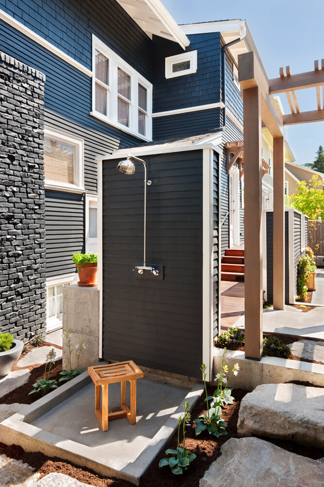 Seattle shower by Tyler Engle Architects