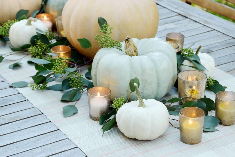 Arrange a neutral centerpiece