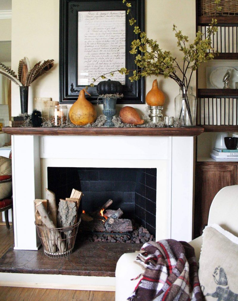 Keep Your Mantel Decor Easy